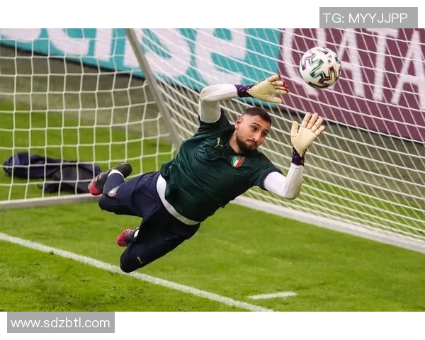 意大利足球传奇人物盘点：从贝尔萨到因扎吉的辉煌历程与成就