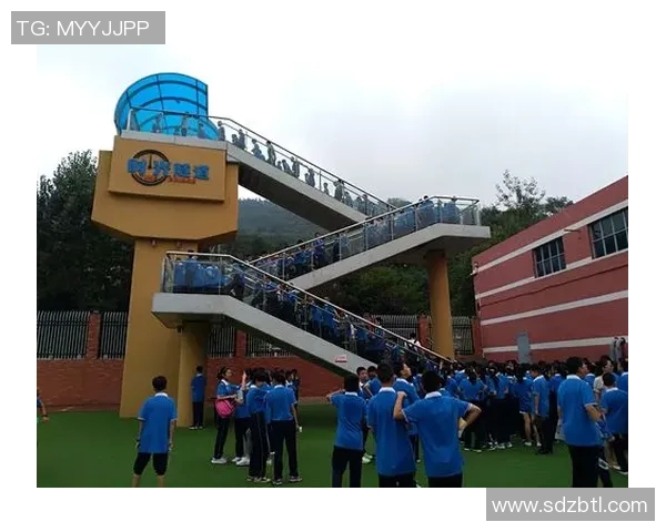 足球明星战神歌燃情岁月激励无数年轻梦想追逐的旋律