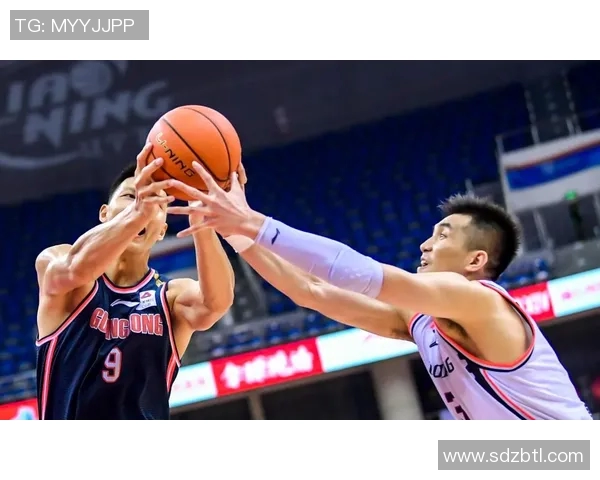 平价篮球明星的崛起与影响力分析：从普通球迷到职业赛场的梦想之路